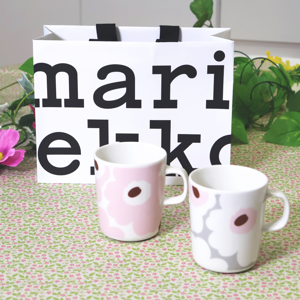 UNIKKO（ウニッコ） サンドピンクとピンク 色違い　マグカップセット
