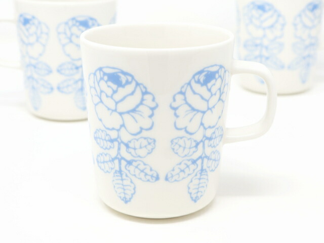 Vihkiruusu マグ(ライトブルー、白磁に淡い線)