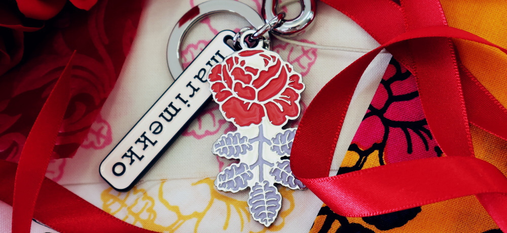 Vihkiruusuのディテール(キーリングに映る反復のリズム)